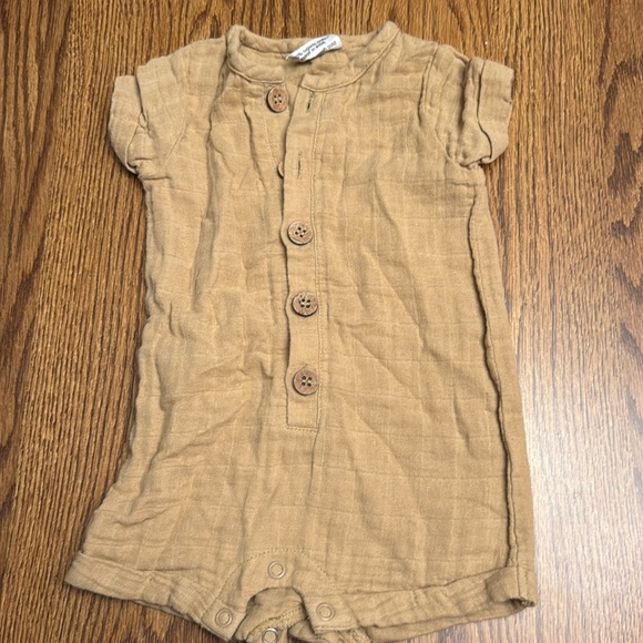 Two City Mouse Button-Up Baby Rompers - Picture 2 of 8